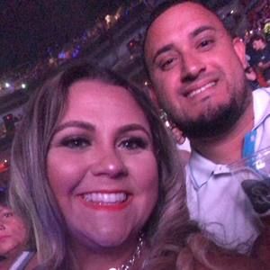 Meet your Posher, Sharon